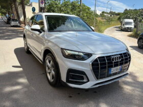AUDI – Q5 – 35 TDI quattro S tronic Business