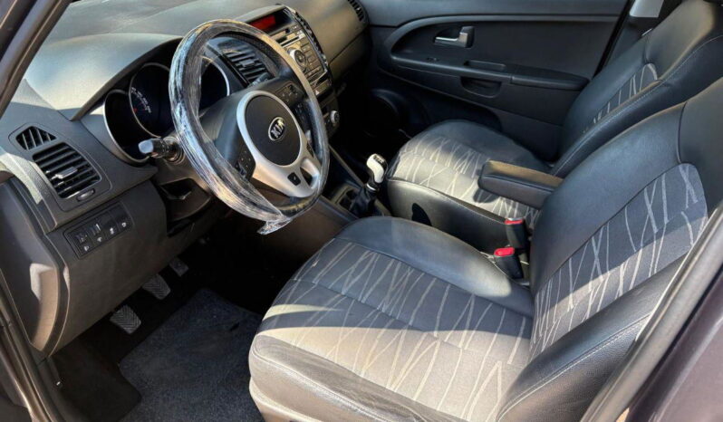 KIA – Venga –  1.4 CRDi 90 CV Cool AUTOCARRO pieno