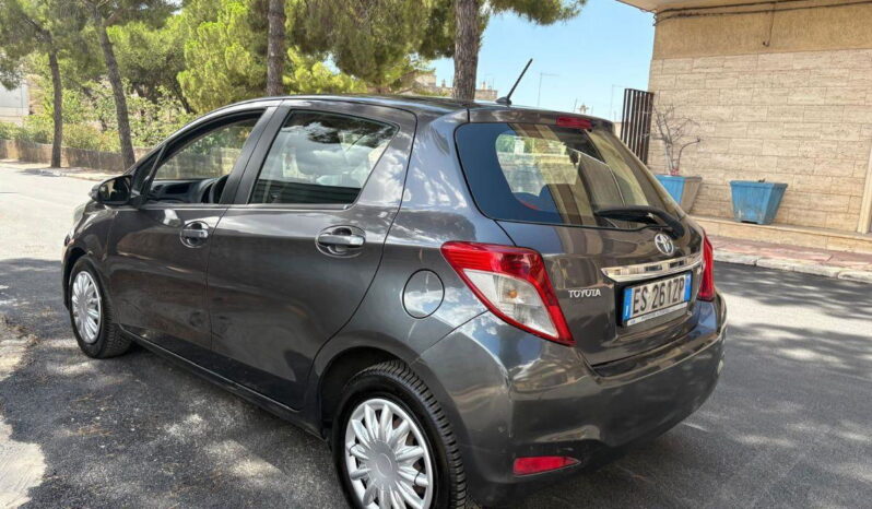 TOYOTA – Yaris – 1.0 5 porte Active pieno