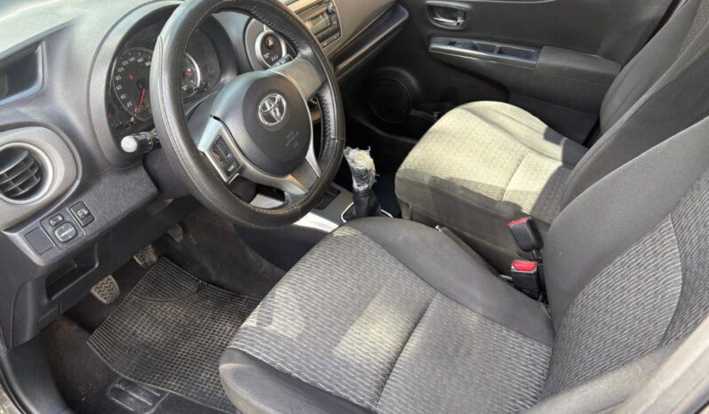 TOYOTA – Yaris – 1.0 5 porte Active pieno