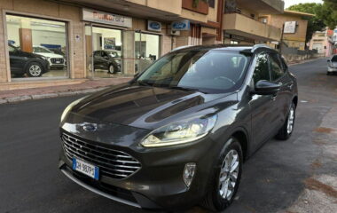 FORD – Kuga – 1.5 EcoB. 120CV S&S 2WD Titan. Bus.
