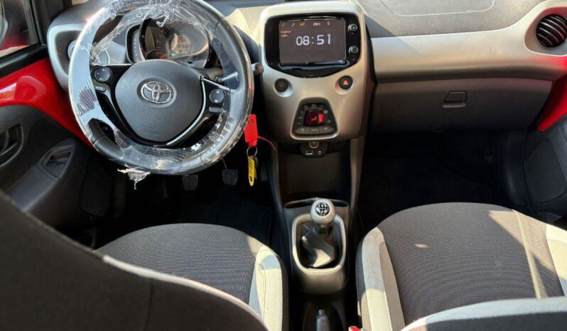 TOYOTA – Aygo – 1.0 VVT-i 69 CV 5 porte x-play pieno