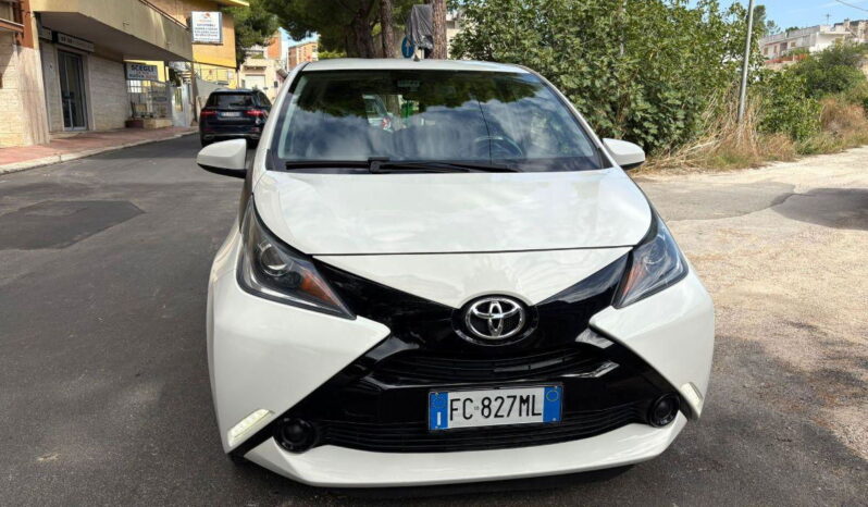 TOYOTA – Aygo – 1.0 VVT-i 69 CV 5 porte x-play pieno