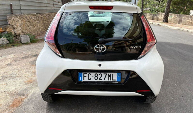 TOYOTA – Aygo – 1.0 VVT-i 69 CV 5 porte x-play pieno