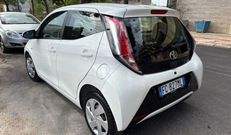 TOYOTA – Aygo – 1.0 VVT-i 69 CV 5 porte x-play pieno