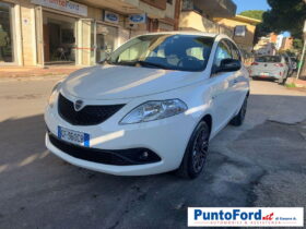 LANCIA – Ypsilon – 1.0 FireFly 5p.S&S Hybryd Gold