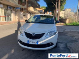 LANCIA – Ypsilon – 1.0 FireFly 5p.S&S Hybryd Gold pieno