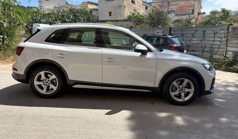 AUDI – Q5 – 35 TDI S tronic Business Advanced  Hibrid pieno