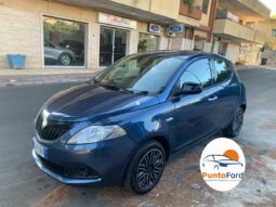 LANCIA – Ypsilon –  1.0 FireFly 5p. S&S Hybrid Oro pieno
