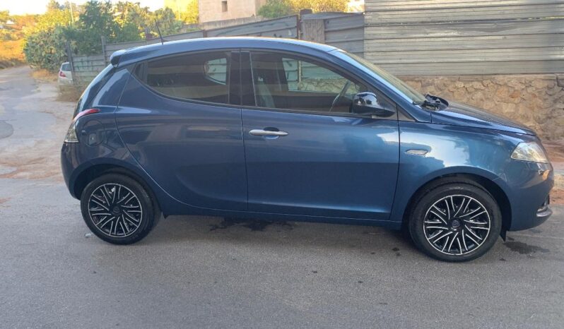 LANCIA – Ypsilon –  1.0 FireFly 5p. S&S Hybrid Oro pieno