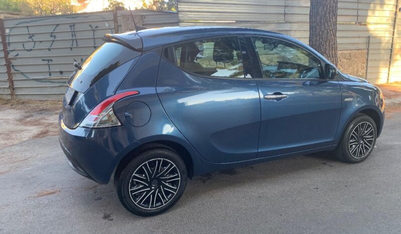LANCIA – Ypsilon –  1.0 FireFly 5p. S&S Hybrid Oro pieno