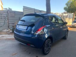 LANCIA – Ypsilon –  1.0 FireFly 5p. S&S Hybrid Oro pieno