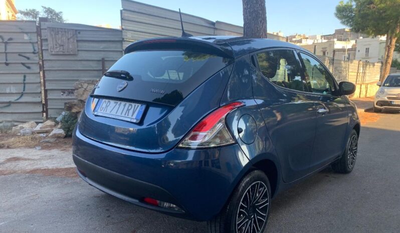 LANCIA – Ypsilon –  1.0 FireFly 5p. S&S Hybrid Oro pieno