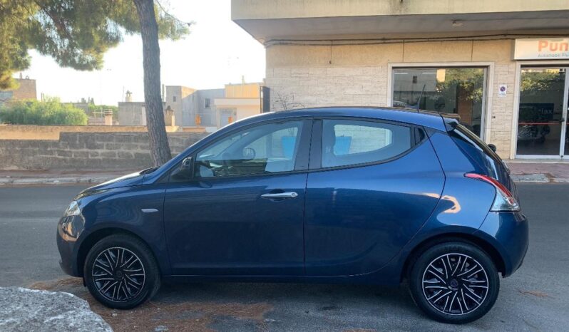 LANCIA – Ypsilon –  1.0 FireFly 5p. S&S Hybrid Oro pieno